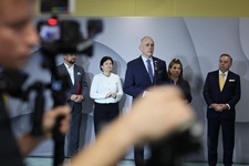 Przem&oacute;wnienie zaproszonych gości