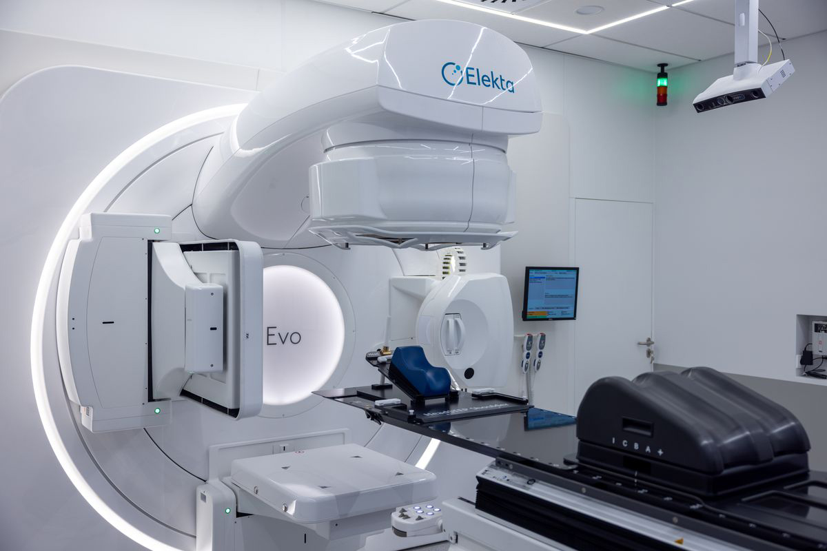 Aparat do radioterapii Elekta Evo