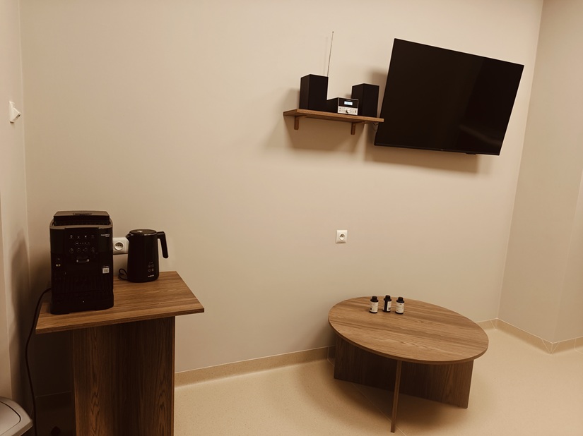 Zdjęcie wyremontowanego pomieszczenia strefy pacjenta