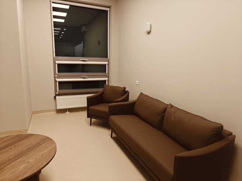 Zdjęcie wyremontowanego pomieszczenia strefy pacjenta